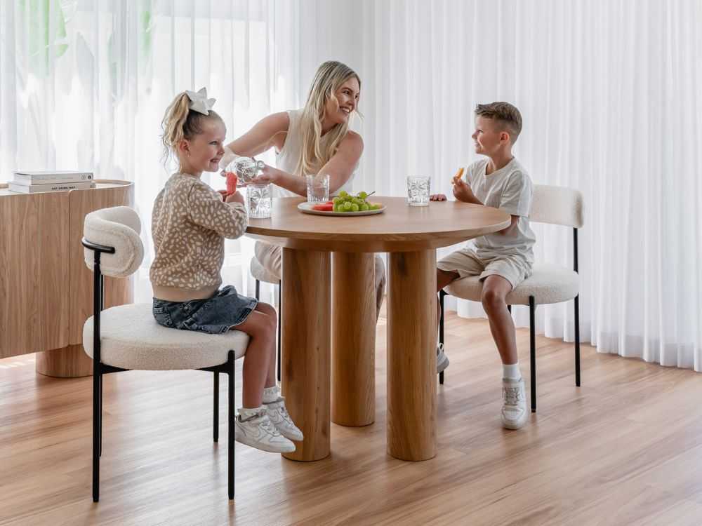 Rai Amber Dining Set – [[product type]] in [[collections]] style | Affordable Furniture by Lifely