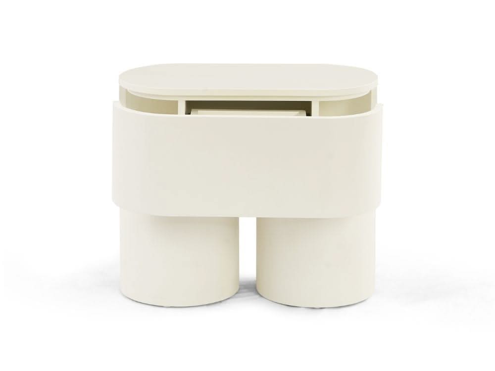 Jose Ilia Bedroom Set